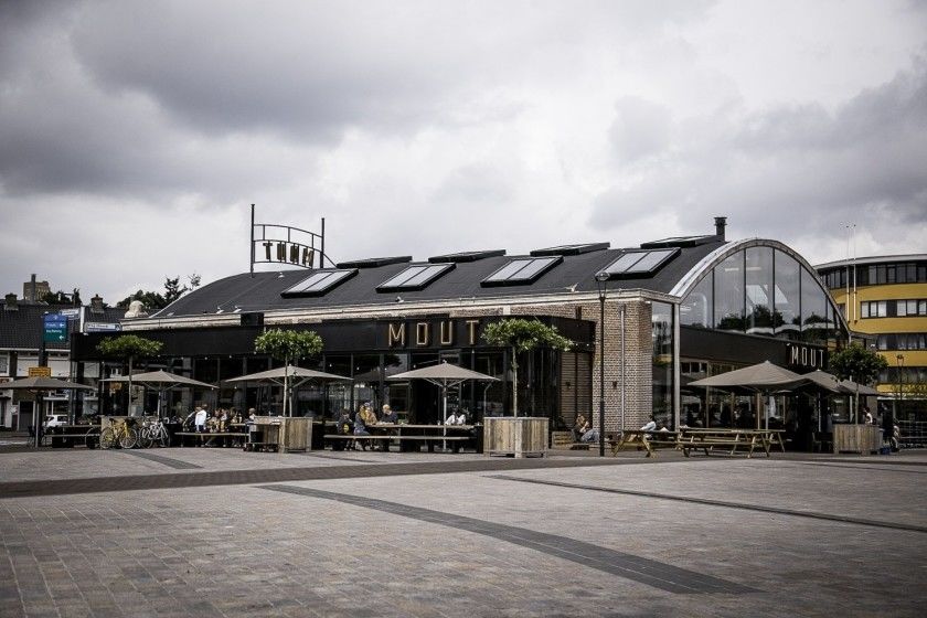 MOUT Foodhall & Brouwerijcafé